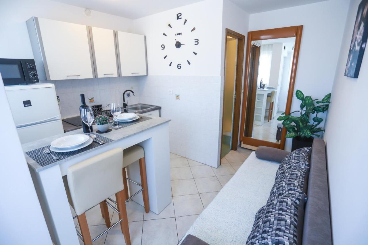 Apartment Ivica Poreč Exteriör bild