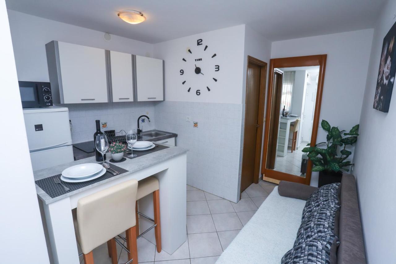 Apartment Ivica Poreč Exteriör bild