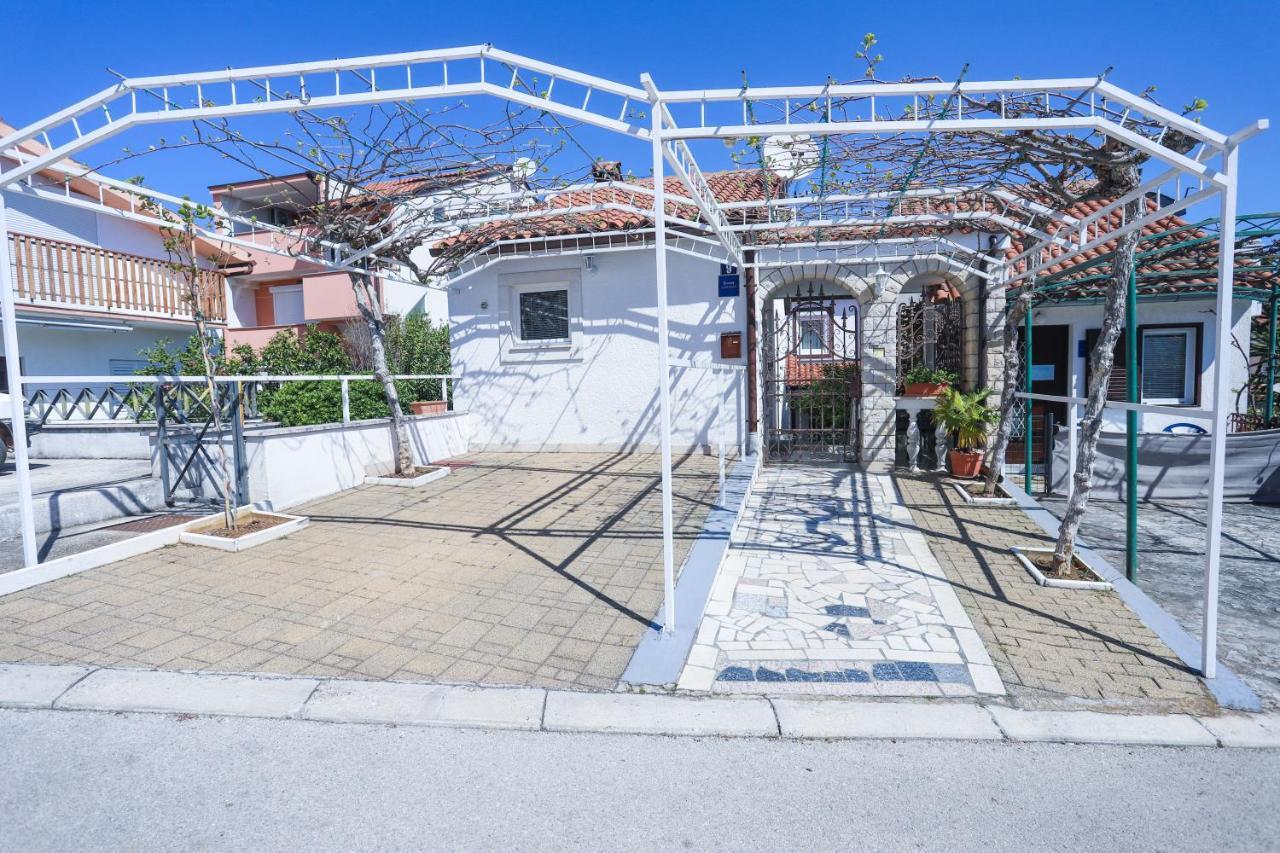 Apartment Ivica Poreč Exteriör bild